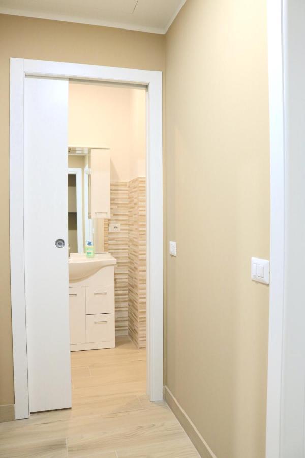 Portello Double Rooms Flat - 3 People ميلان المظهر الخارجي الصورة